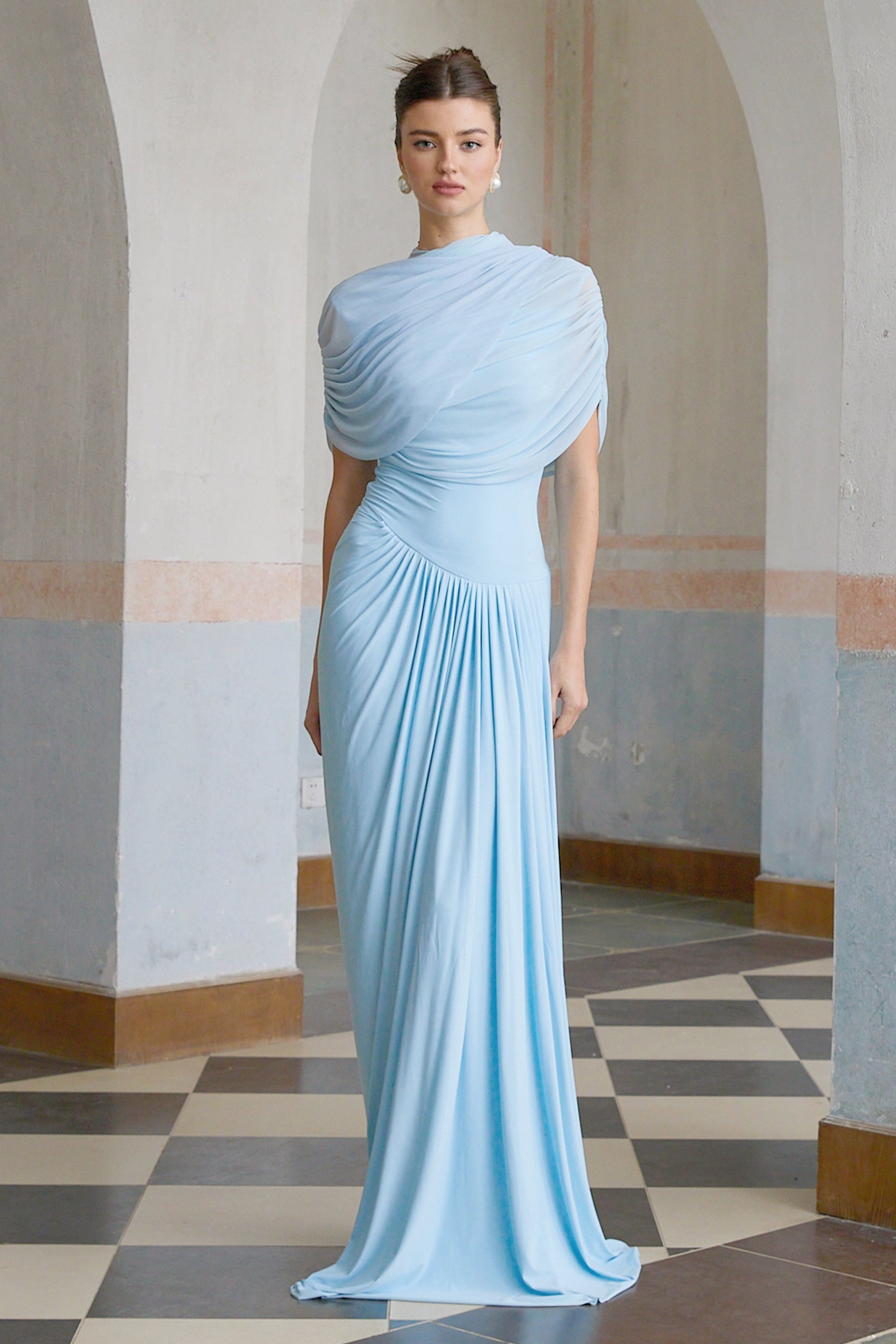 Damska asymetryczna plisowana sukienka maxi-Maxi Dress-Olave