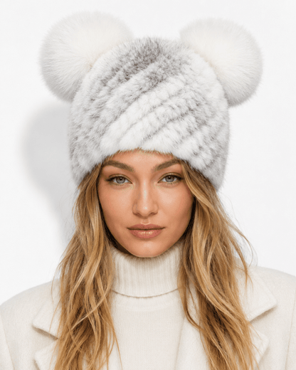 Damska czapka beanie z dzianiny z dwoma pomponami-Hat for women-Olave