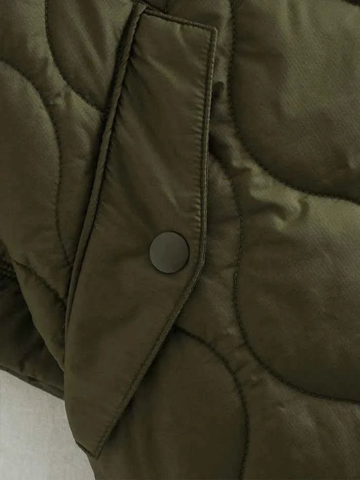 Damska pikowana kurtka typu peleryna ze stójką-Jacket for women-Olave