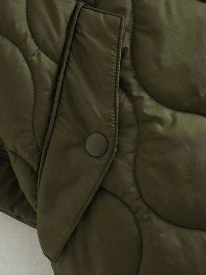 Damska pikowana kurtka typu peleryna ze stójką-Jacket for women-Olave