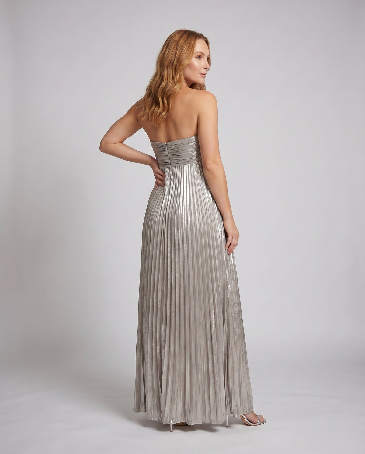 Damska plisowana sukienka maxi bez ramiączek-Maxi Dress-Olave