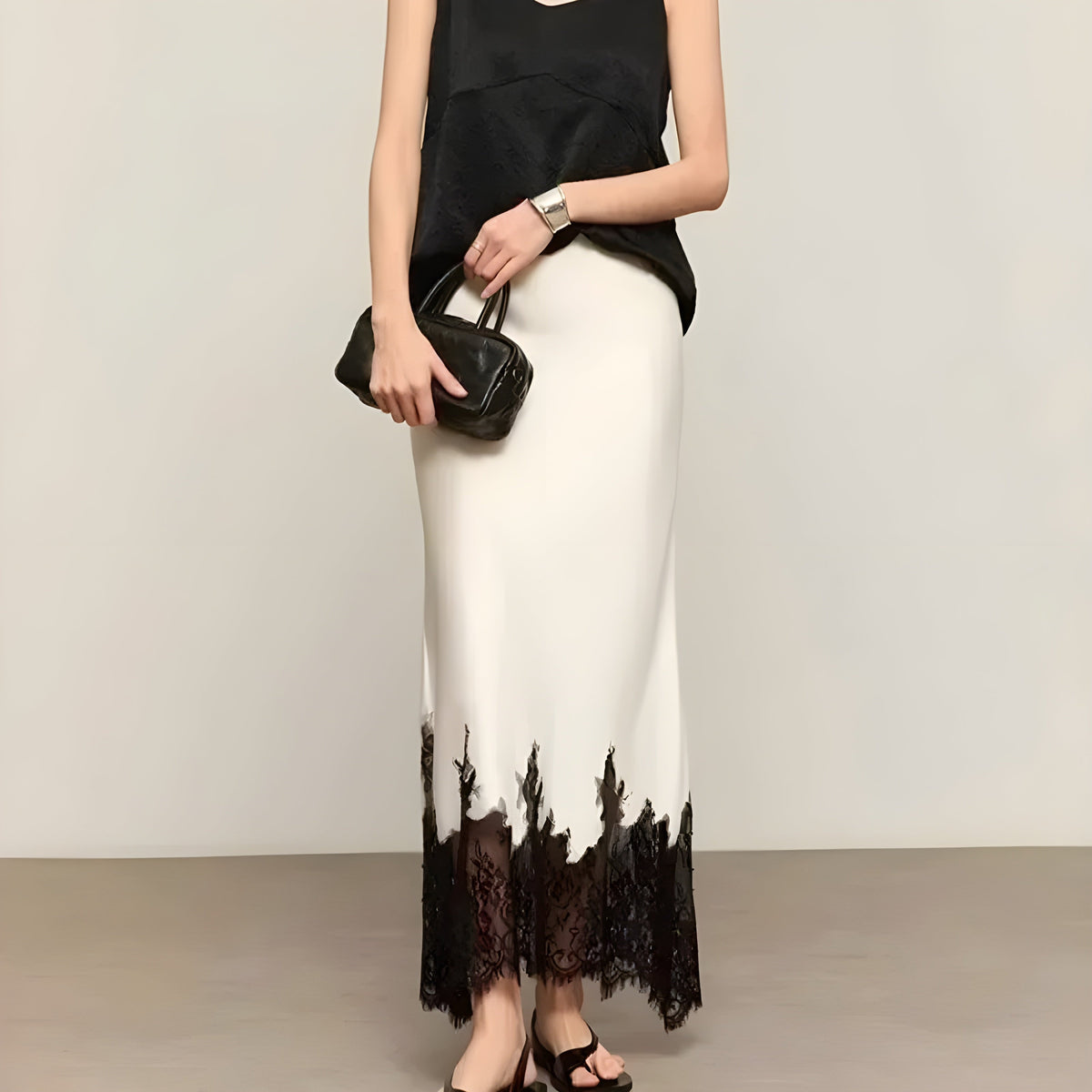 Damska spódnica midi z satyny z koronkowym wykończeniem-Skirt for women-Olave
