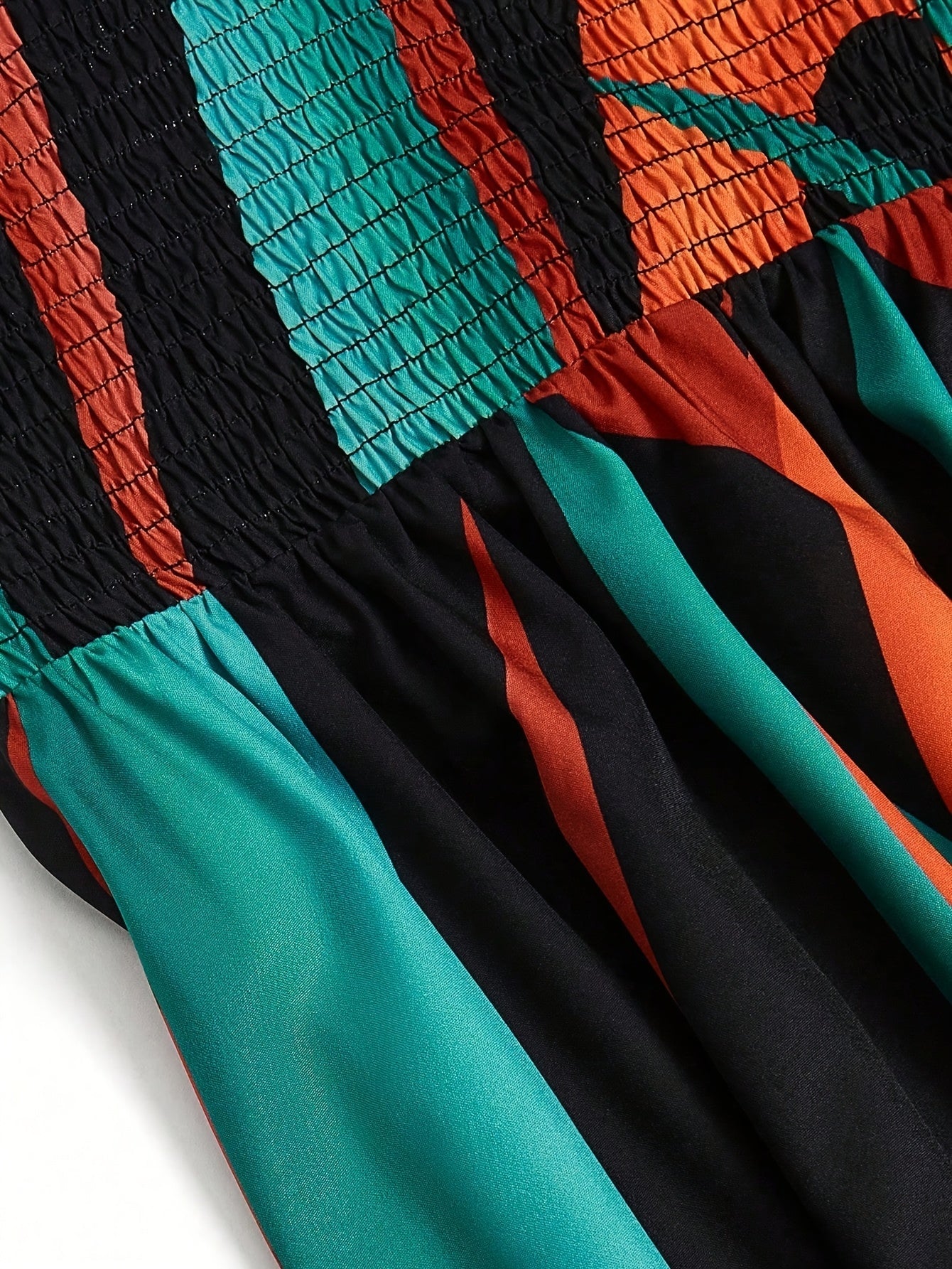 Damska sukienka maxi z dekoltem typu halter i abstrakcyjnym wzorem-Maxi Dress-Olave