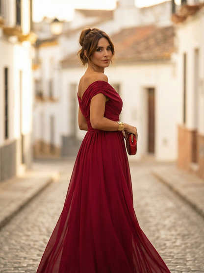 Damska sukienka maxi z odkrytymi ramionami i marszczoną talią-Maxi Dress-Olave