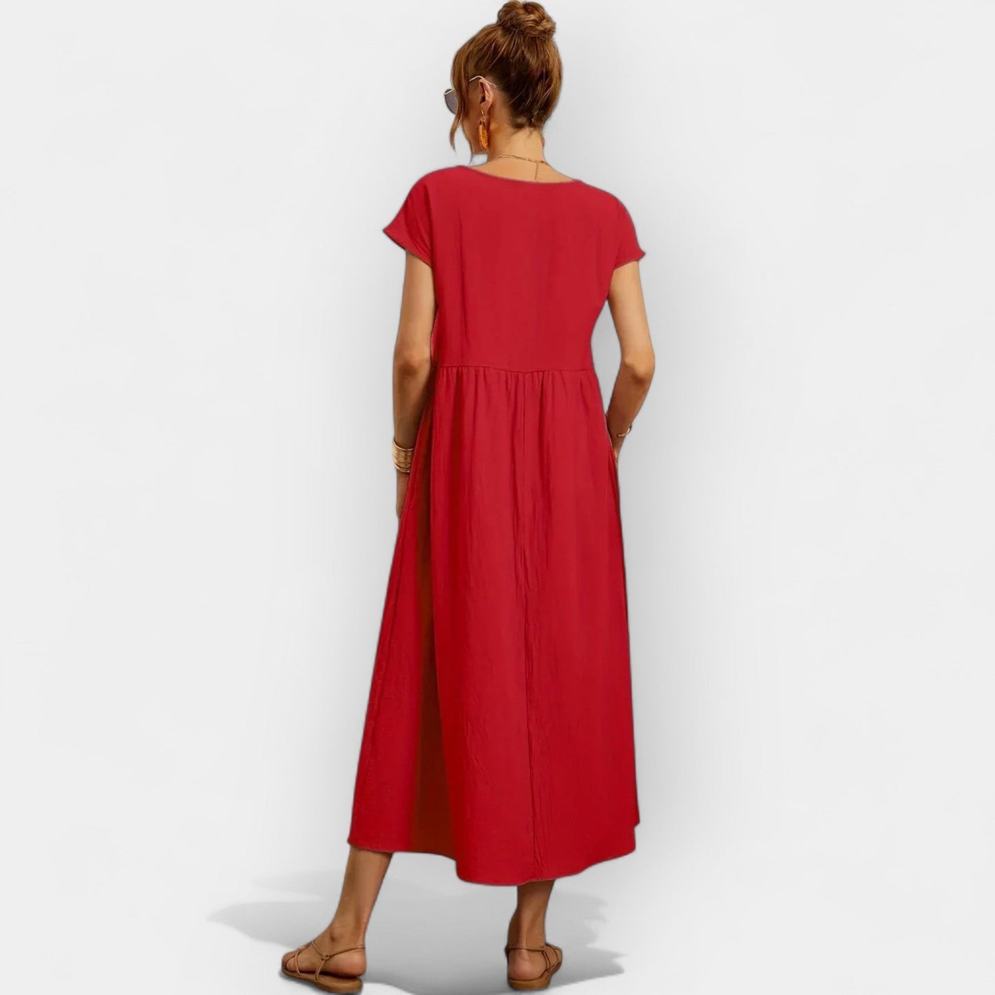 Damska sukienka midi z krótkim rękawem i kieszeniami bocznymi-Midi Dress-Olave