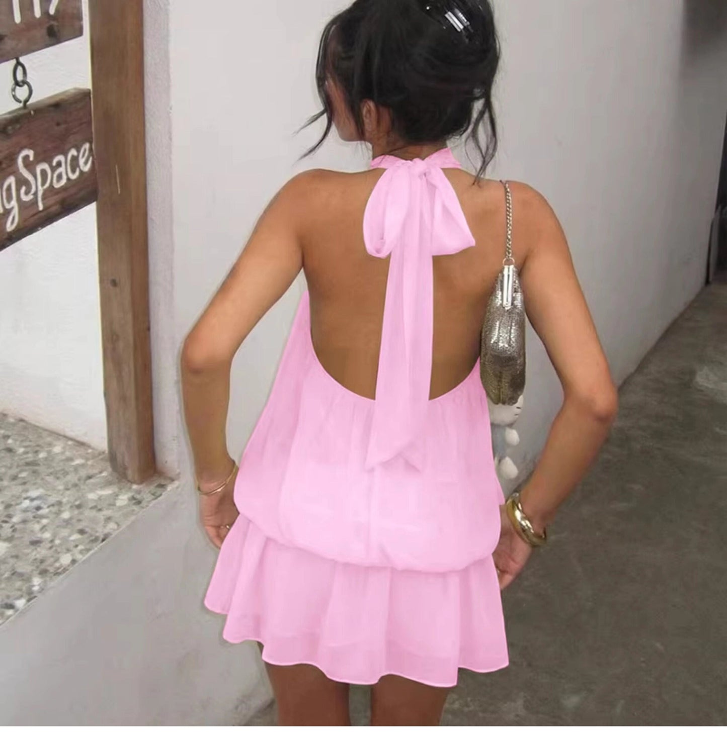 Damska sukienka mini bez rękawów z dekoltem typu halter-Mini Dress-Olave