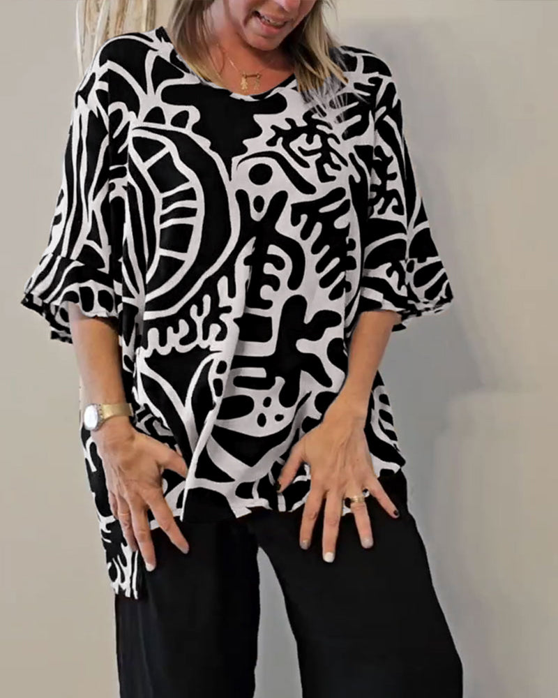Damska tunika oversize z abstrakcyjnym nadrukiem-Tops for women-Olave