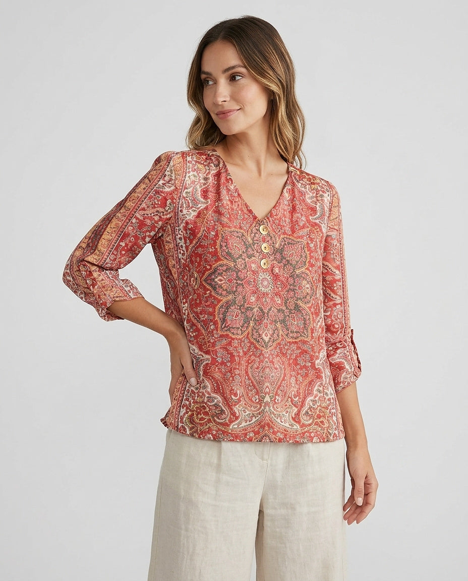 Damska wzorzysta bluzka z dekoltem w serek i zapięciem na guziki-Blouses for women-Olave
