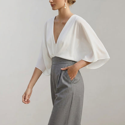 Damski kombinezon z szerokimi nogawkami i dekoltem w serek-Jumpsuits for women-Olave