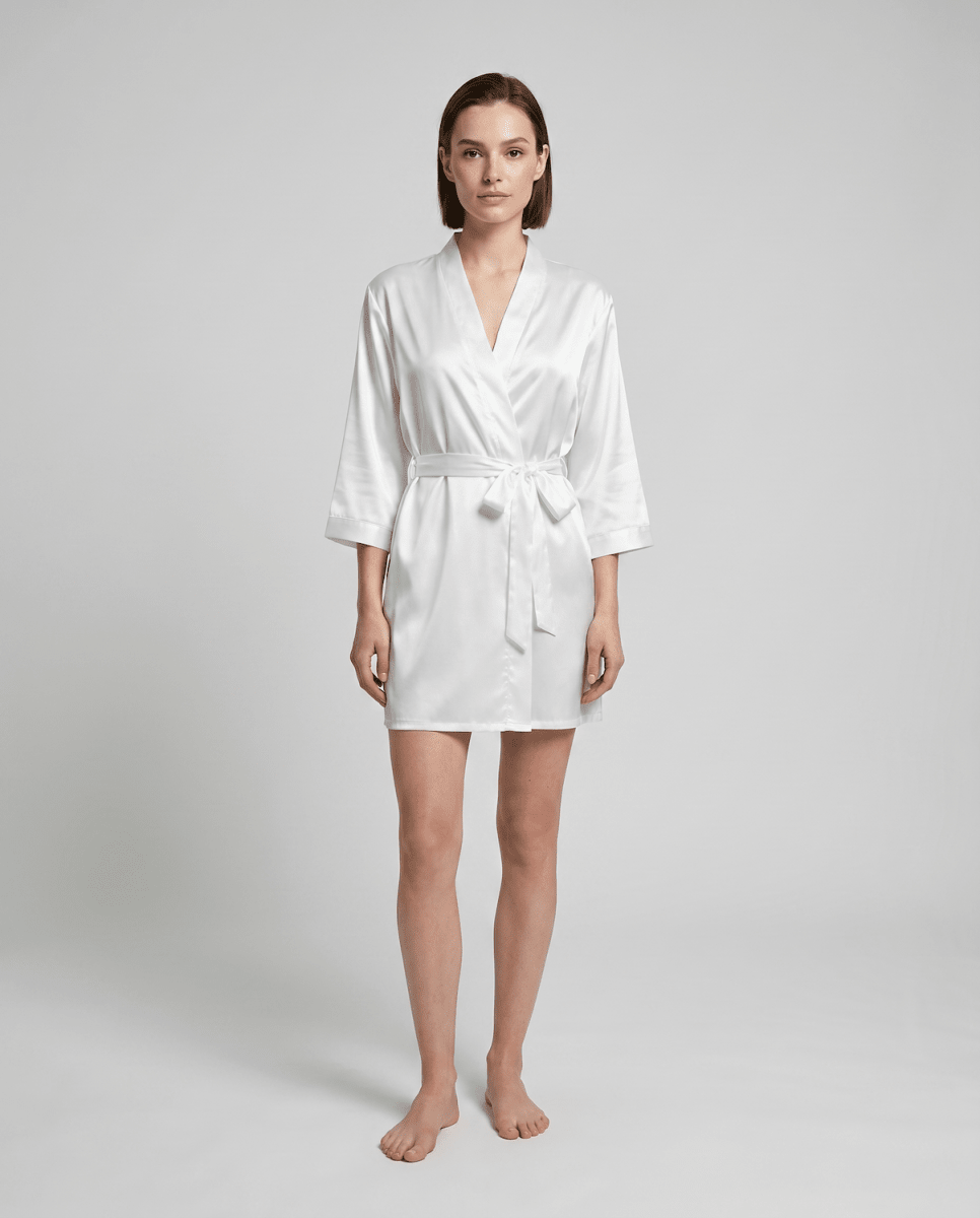 Damski krótki szlafrok z wiązanym paskiem-Robe for women-Olave