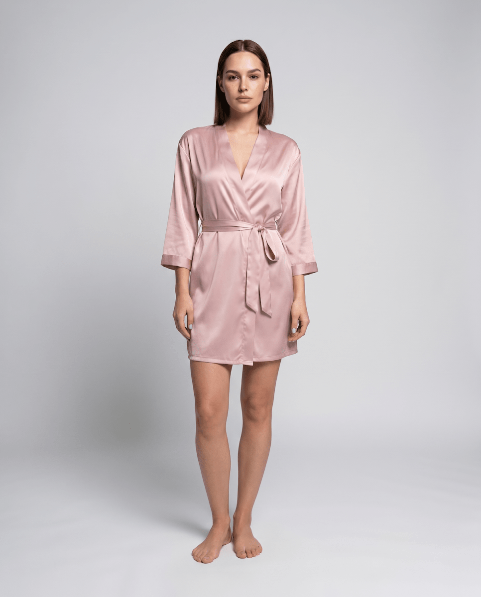 Damski krótki szlafrok z wiązanym paskiem-Robe for women-Olave