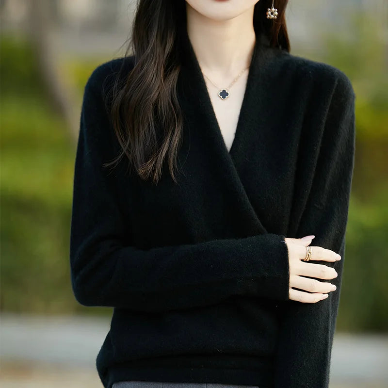 Damski sweter z dzianiny z kopertowym przodem-Sweaters for Women-Olave