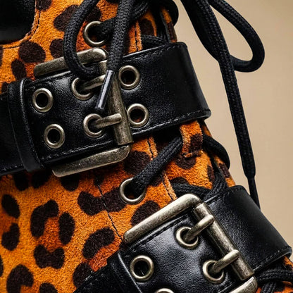 Damskie botki za kostkę w panterkę z klamrami-Footwear for women-Olave