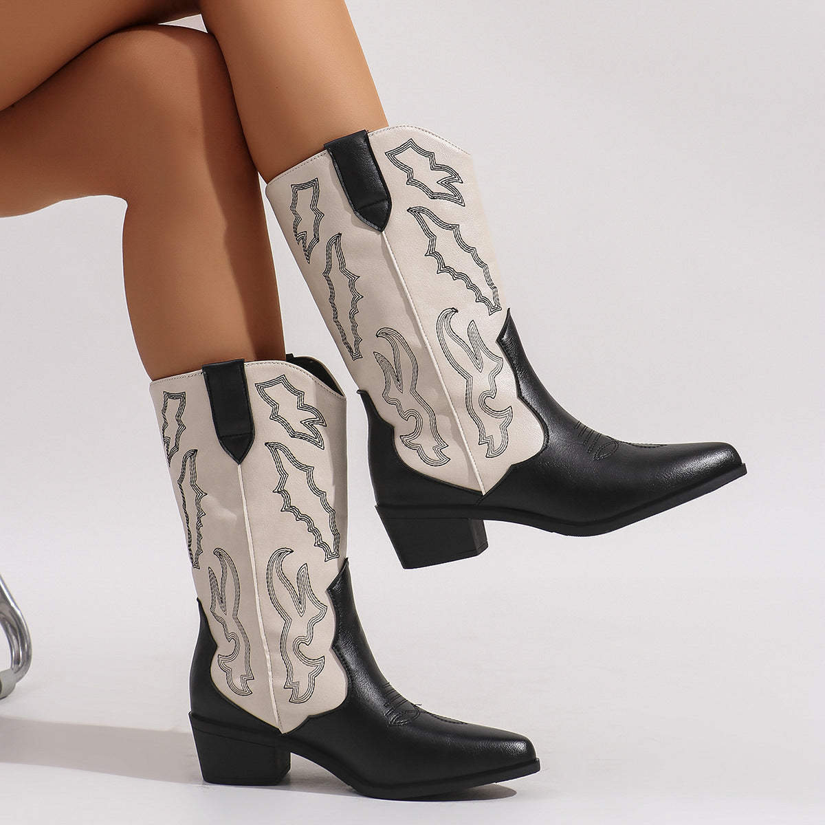 Damskie dwukolorowe kowbojki w stylu western-Footwear for women-Olave