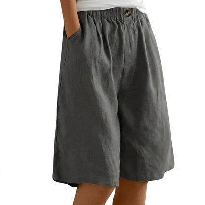 Damskie krótkie spodenki z szerokimi nogawkami i elastycznym pasem oraz guzikiem-Shorts for women-Olave