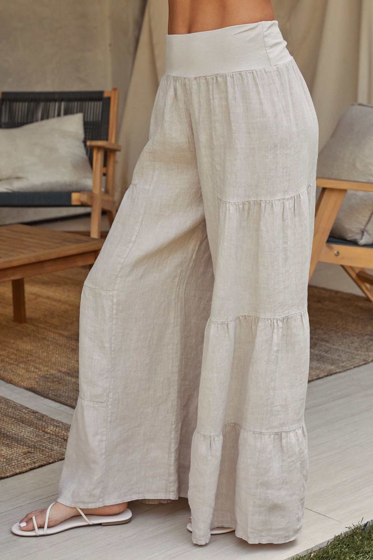 Damskie spodnie palazzo z szerokimi nogawkami i falbanami-Pants for Women-Olave