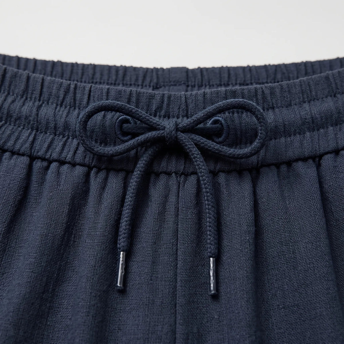 Damskie spodnie z szerokimi nogawkami i sznurkiem-Pants for woman-Olave