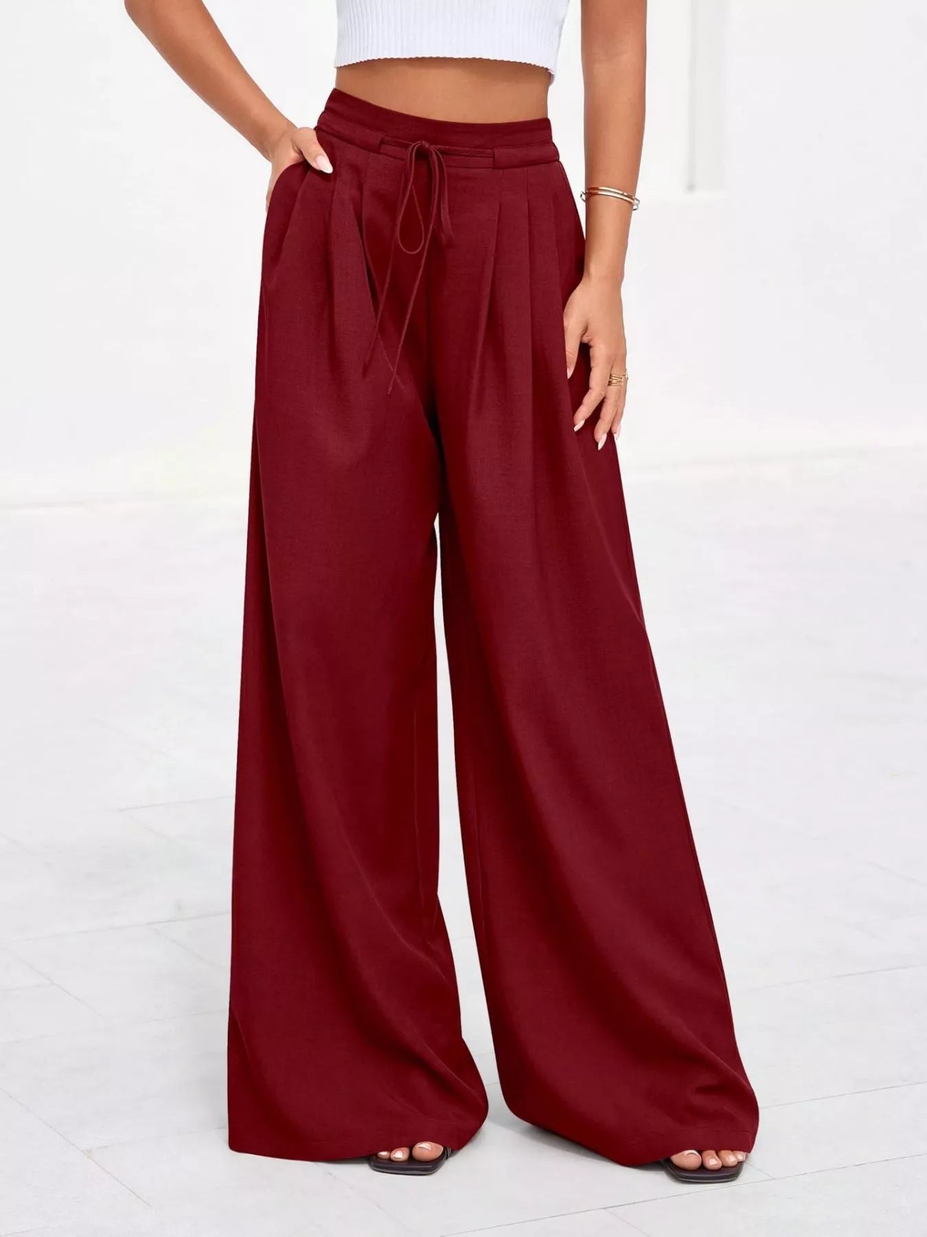 Damskie spodnie z wysokim stanem, szerokimi nogawkami i plisami-Pants for Women-Olave
