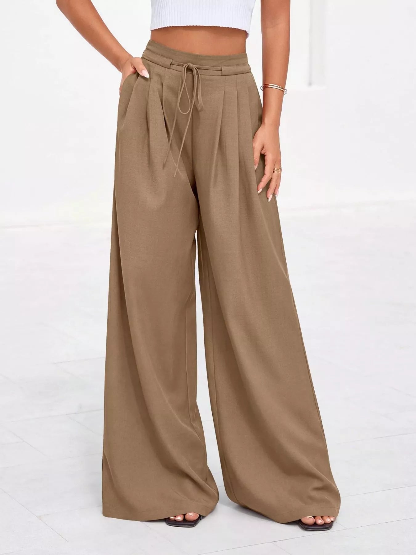 Damskie spodnie z wysokim stanem, szerokimi nogawkami i plisami-Pants for Women-Olave