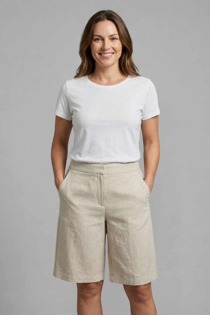 Damskie szorty do kolan z wysokim stanem i skośnymi kieszeniami-Shorts for women-Olave