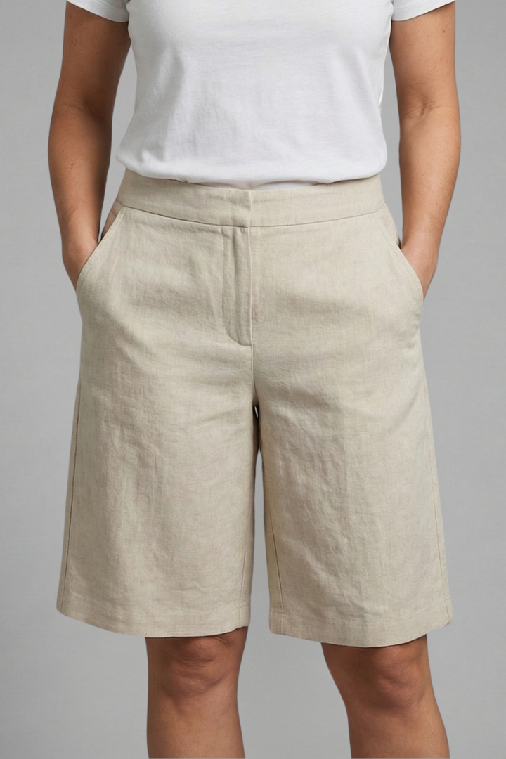 Damskie szorty do kolan z wysokim stanem i skośnymi kieszeniami-Shorts for women-Olave