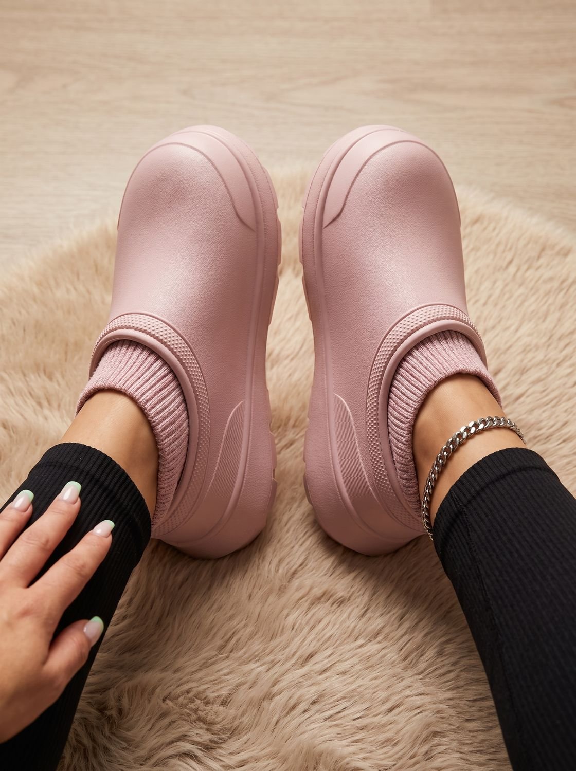 Damskie wsuwane sneakersy typu skarpetkowego na platformie-Footwear for women-Olave