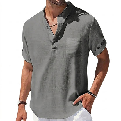 Męska koszula typu henley z krótkim rękawem i stójką oraz kieszenią na piersi-Shirts for men-Olave