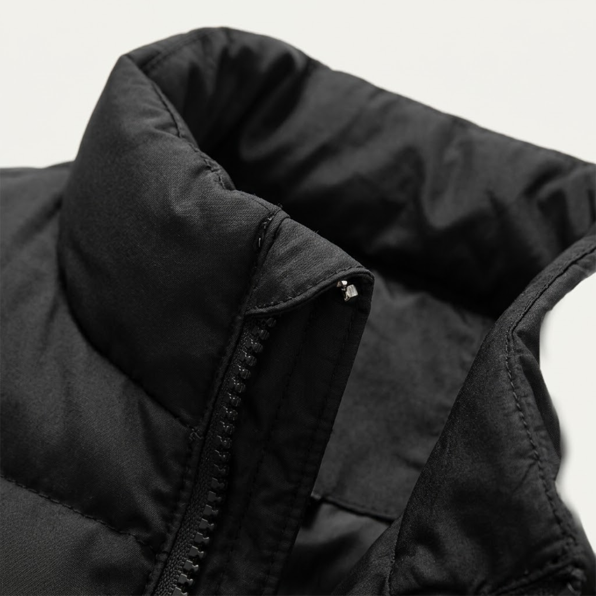 Męska pikowana kamizelka z kieszeniami na zamek-Vests for men-Olave
