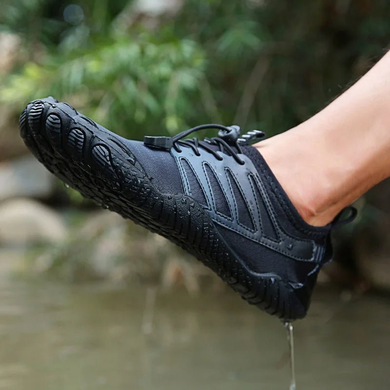 Męskie buty do wody typu slip-on ze ściągaczem-Footwear for men-Olave