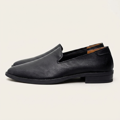 Męskie mokasyny wsuwane o fakturowanym wykończeniu-Footwear for men-Olave