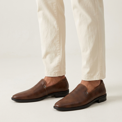 Męskie mokasyny wsuwane o fakturowanym wykończeniu-Footwear for men-Olave