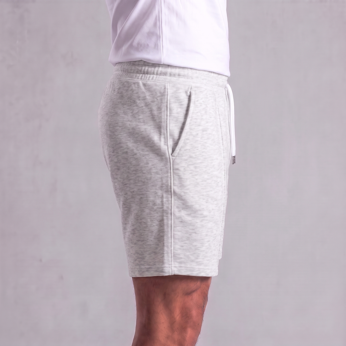 Męskie szorty dresowe ze sznurkiem i przeszyciami-Shorts for men-Olave