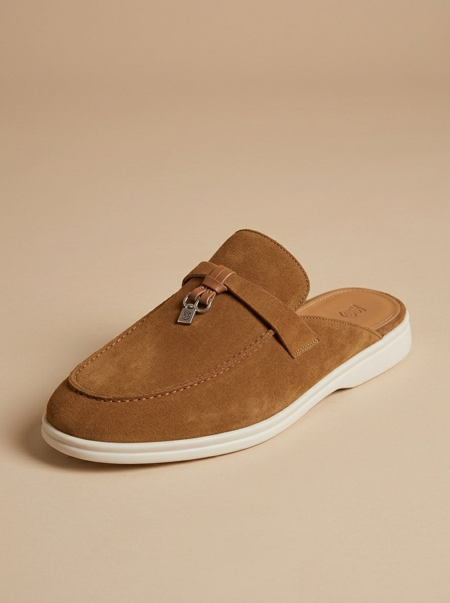 Męskie zamszowe mokasyny bez pięty z metalowym detalem i gumową podeszwą-Dress shoes for men-Olave