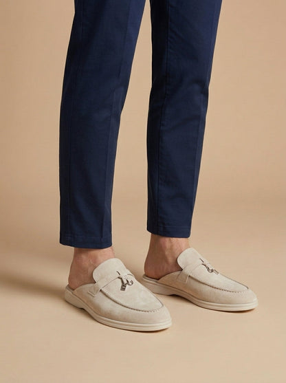 Męskie zamszowe mokasyny bez pięty z metalowym detalem i gumową podeszwą-Dress shoes for men-Olave