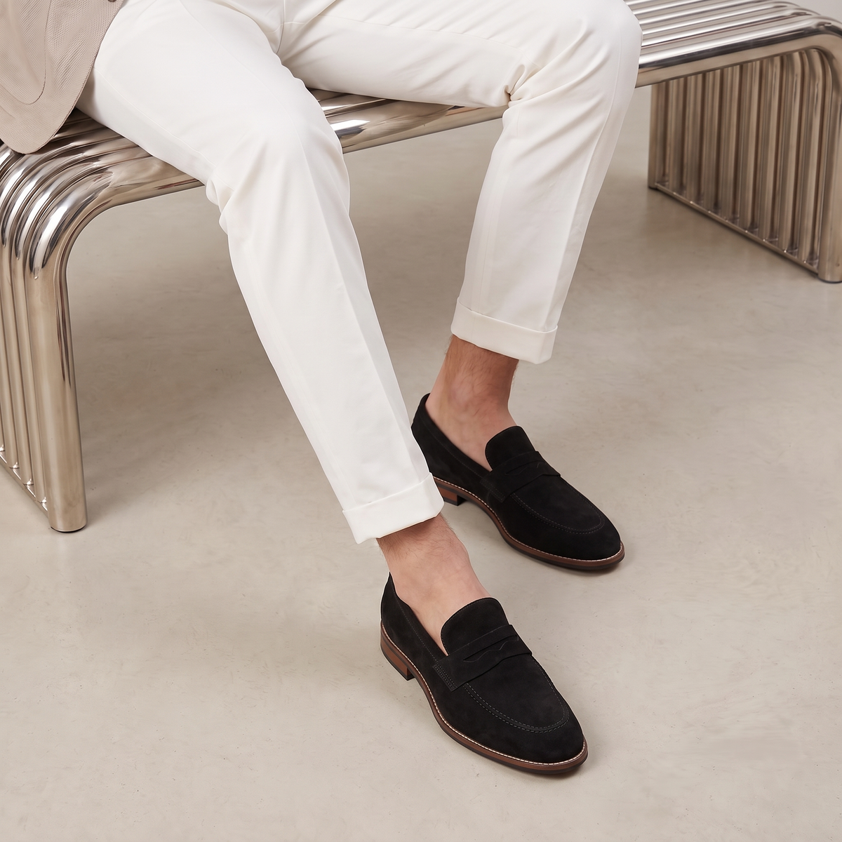Męskie zamszowe mokasyny typu penny loafers z przeszyciem na nosku-Footwear for men-Olave
