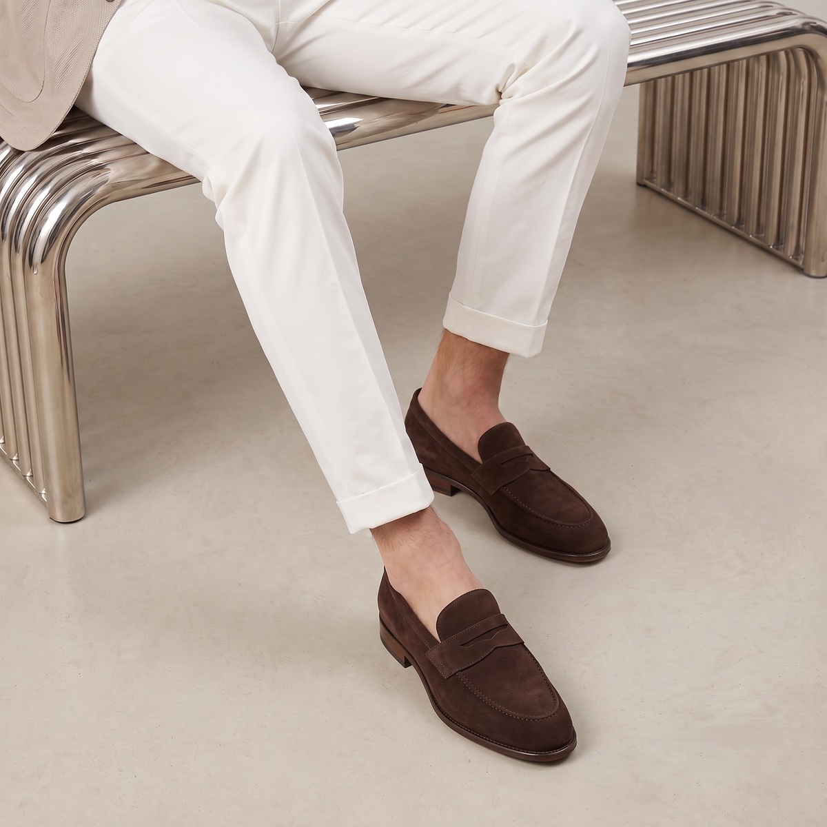 Męskie zamszowe mokasyny typu penny loafers z przeszyciem na nosku-Footwear for men-Olave