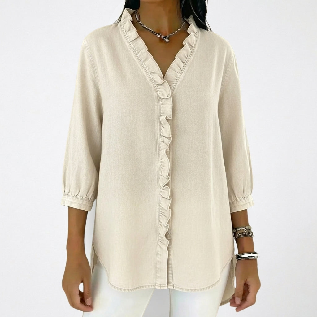 Damska bluzka z dekoltem w serek, falbanami i rękawami 3/4-Blouses for Women-Olave