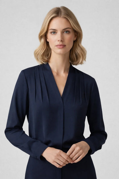 Damska bluzka z długim rękawem, dekoltem w serek i plisowaniem-Blouse for women-Olave