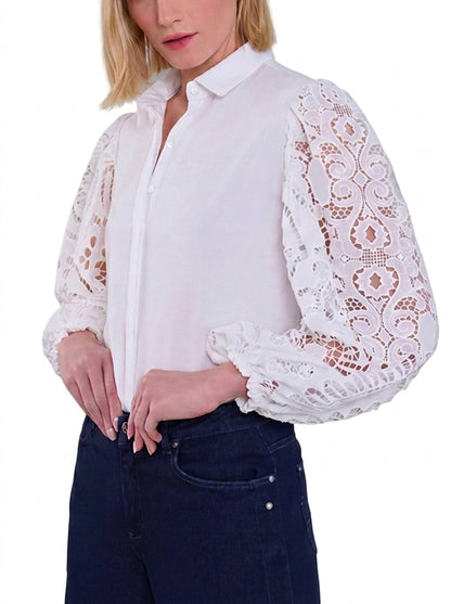 Damska bluzka z koronkowymi rękawami zapinana na guziki-Blouses for women-Olave