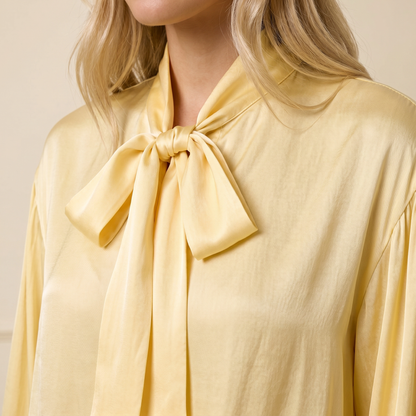 Damska bluzka z wiązaniem pod szyją i marszczonymi rękawami-Blouse for women-Olave