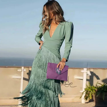 Damska długa sukienka z dekoltem V i spódnicą z frędzlami-Maxi Dress-Olave
