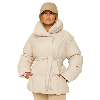 Damska kurtka puchowa z paskiem i wysokim kołnierzem-Jackets for women-Olave