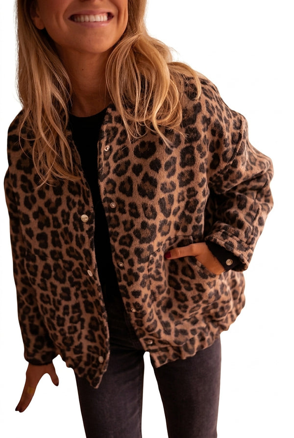Damska kurtka w panterkę zapinana na napy-Jacket for women-Olave