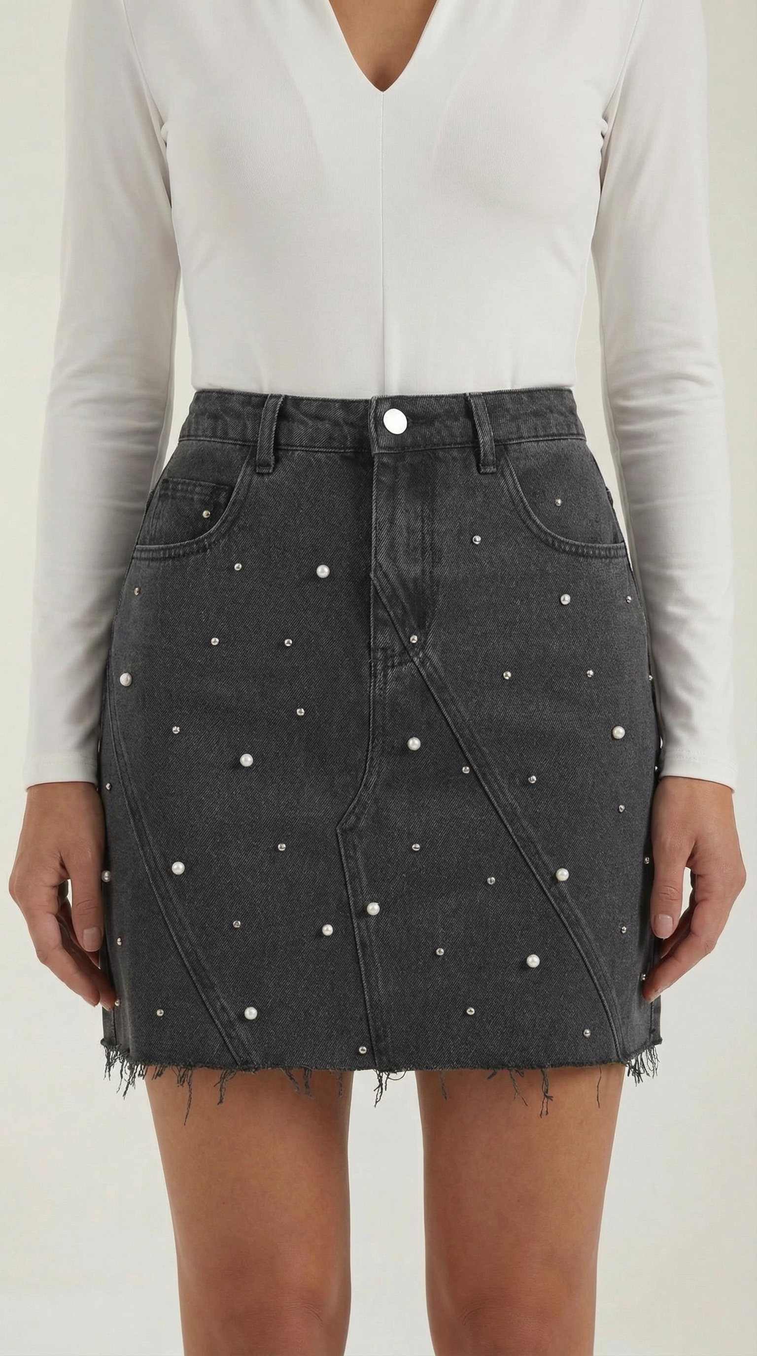 Damska spódnica mini jeansowa z panelami z przodu, zapięciem na guzik i surowym wykończeniem-Skirt for women-Olave
