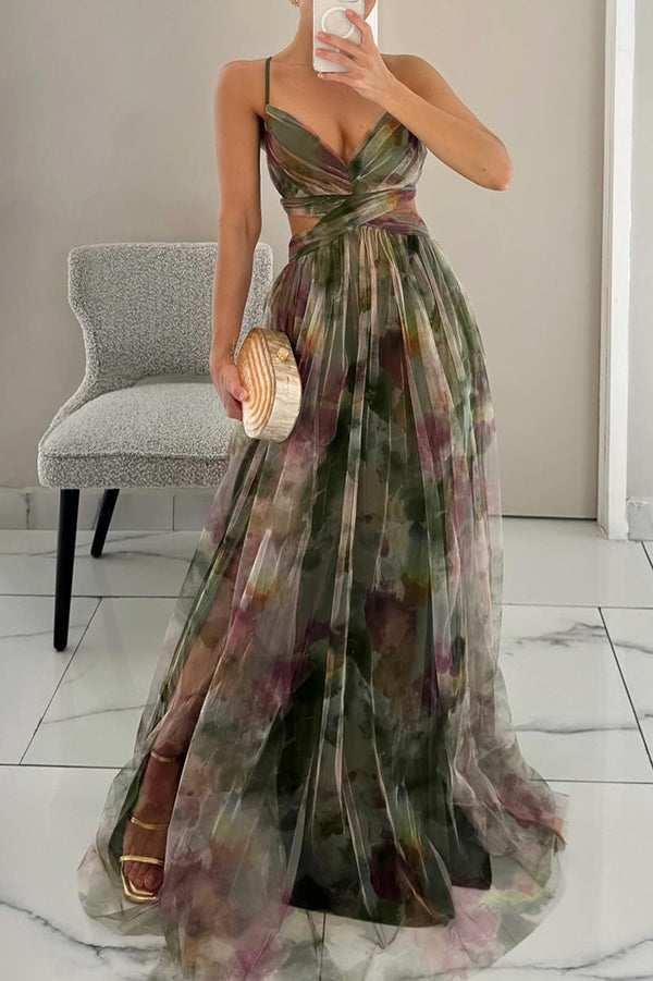 Damska Sukienka Maxi na Cienkich Ramiączkach z Kopertową Górą i Wycięciem w Talii-Maxi Dress-Olave