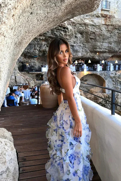 Damska sukienka maxi na cienkich ramiączkach z kwiatowym wzorem i falbanami-Maxi Dress-Olave
