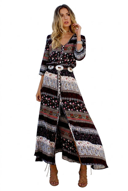 Damska sukienka maxi we wzory z dekoltem w serek i guzikami-Maxi Dress-Olave