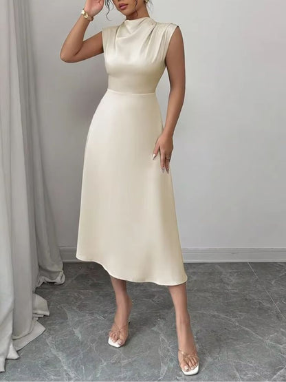Damska sukienka midi bez rękawów z wysokim kołnierzem i rozkloszowaną spódnicą-Maxi Dress-Olave