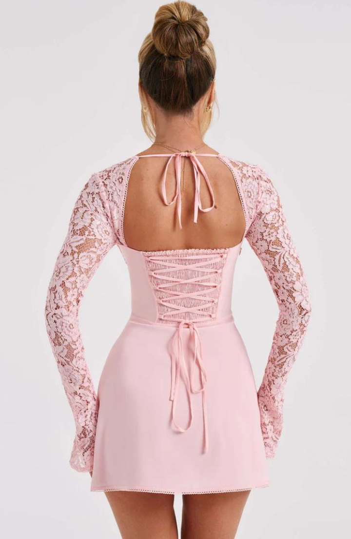 Damska sukienka mini z długimi koronkowymi rękawami i usztywnioną górą-Mini Dress-Olave