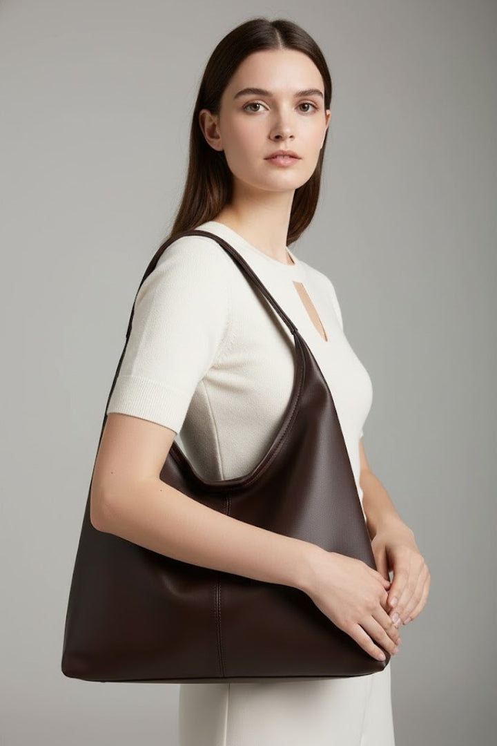 Damska torba na ramię o zakrzywionej formie z szerokim paskiem-Accessories for Women-Olave